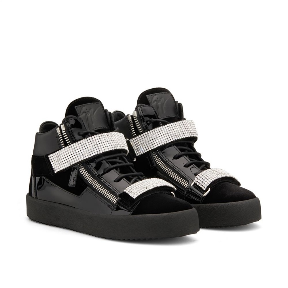 GZ sneakers